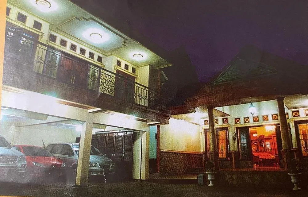 Ingin Menikmati Suasana Tenang dan Asri, 9 Artis ini Miliki Rumah yang Jauh dari Perkotaan 14