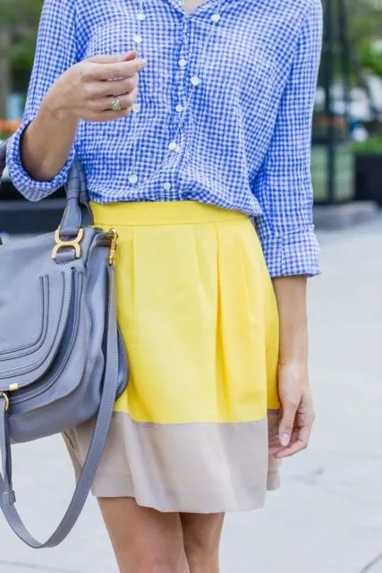5+ Padanan OOTD Baju Warna Biru yang Pas 9