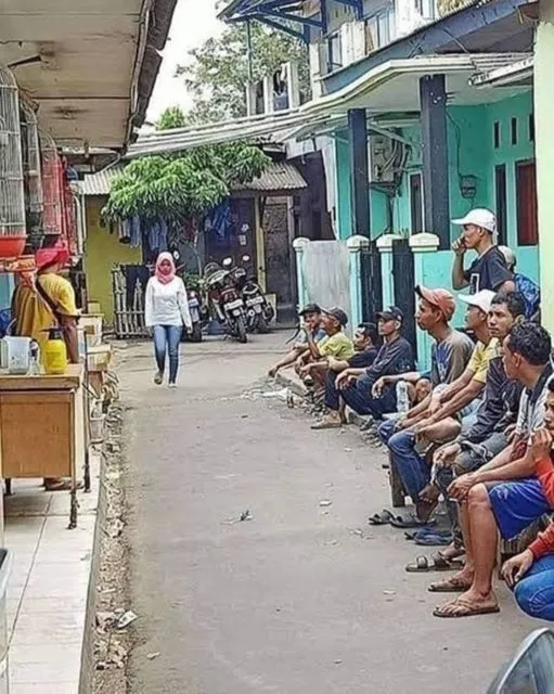 11 Momen Paling Canggung yang Pernah Terekam Kamera. Pasti Rasanya Malu Gimana Gitu~ :D 17