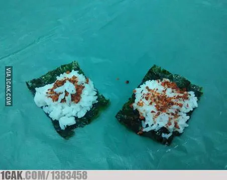 Nggak Cuma Indomie, Ternyata Sushi juga Bisa Kena Penistaan Makanan. Ini 11 Buktinya! 18