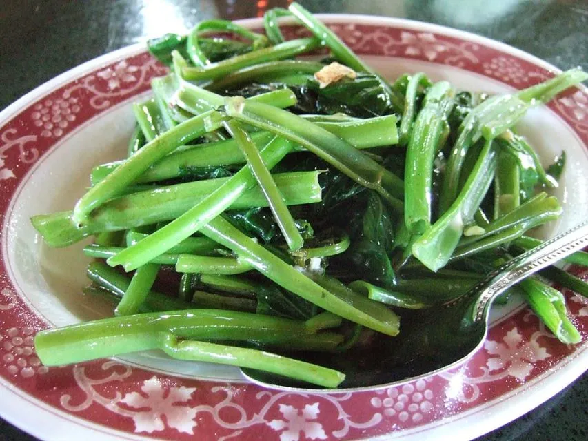 5 Cara Menumis Kangkung Agar Warnanya Tetap Segar 7 cara menumis kangkung agar tetap hijau