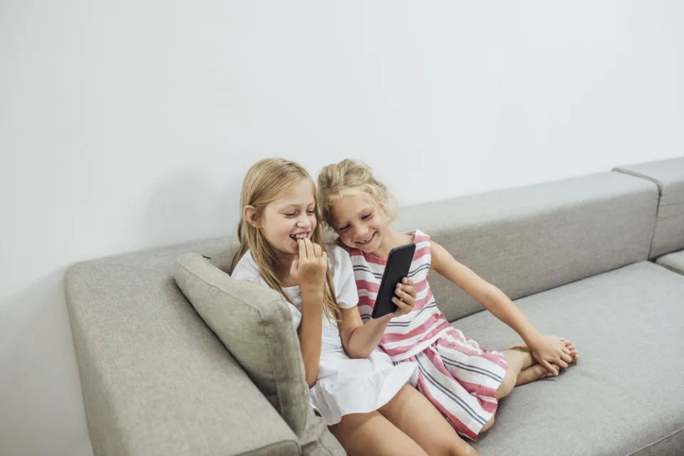 6 Teori Parenting yang Seringkali Nggak Sejalan dengan Praktiknya. Sudah Mengalami? 11