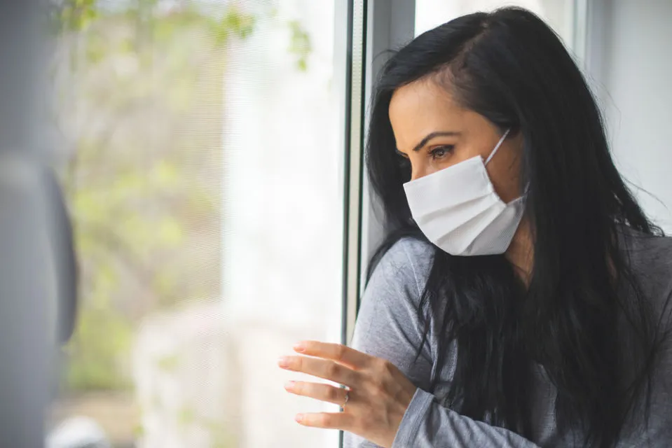 Panduan Isolasi Mandiri di Rumah Sesuai Anjuran Kemenkes. Yuk, Sembuh! 10 cara isolasi mandiri di rumah yang benar