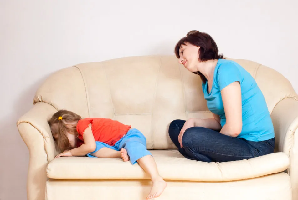 6 Teori Parenting yang Seringkali Nggak Sejalan dengan Praktiknya. Sudah Mengalami? 12