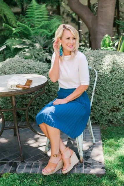 5+ Padanan OOTD Baju Warna Biru yang Pas 7
