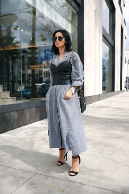 No Lebay, 9 Padu Padan Crop Tank Top ala Para Seleb ini Bisa Banget Jadi Ide Gemas Kamu 18