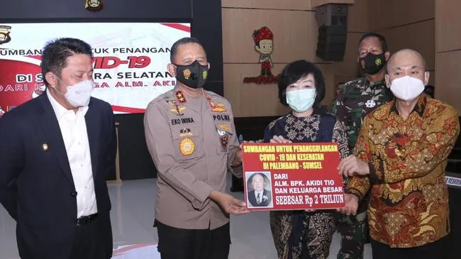 Keluarga Akidi Tio Jadi Sorotan, Sumbang Rp2 Triliun untuk Penanganan Covid-19 di Sumsel 3