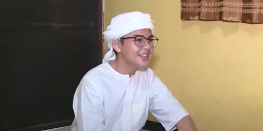 8 Artis Indonesia ini Pilih Sekolahkan Anak di Pondok Pesantren 14