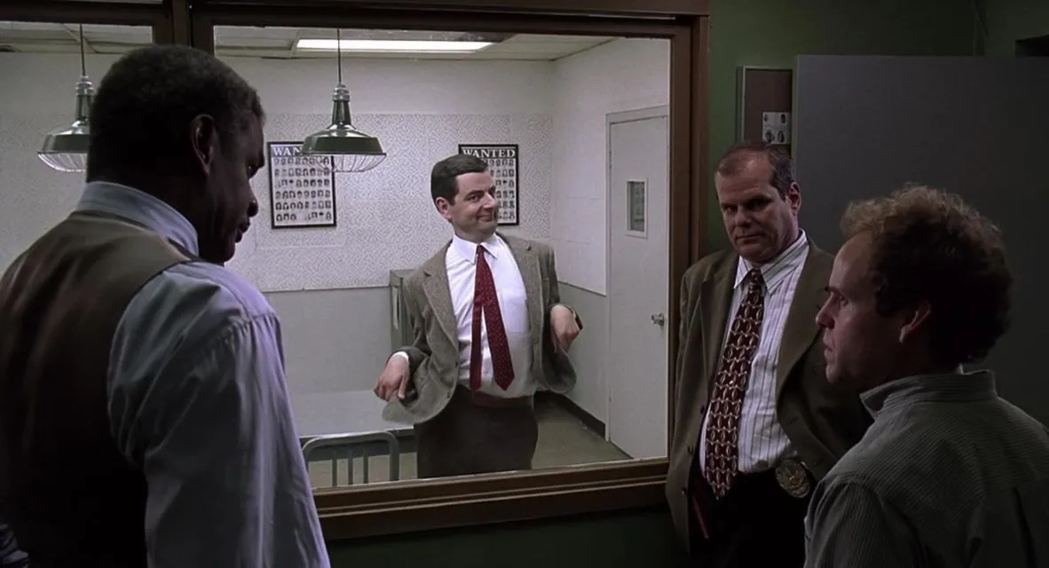 Kocak dan Penuh Aksi, Inilah 5 Film Terbaik yang Dibintangi Rowan Atkinson. Nggak Cuma Mr. Bean! 6