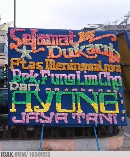 11 Karangan Bunga yang Akan Membuatmu Menyesal Punya Teman Begini. Nggak Ada Akhlak! 13