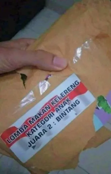 Serba-Serbi Perayaan Agustusan di Indonesia Kocak Abis! Daerahmu Ada yang Lebih Konyol dari Ini? 16