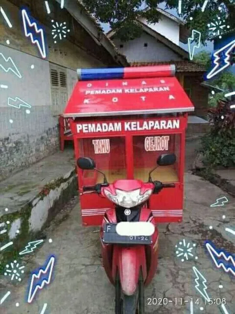 11 Gerobak Makanan dengan Konsep Paling Kocak. Cuma yang Jiwa Seniman yang Kepikiran Bikin Gini 22