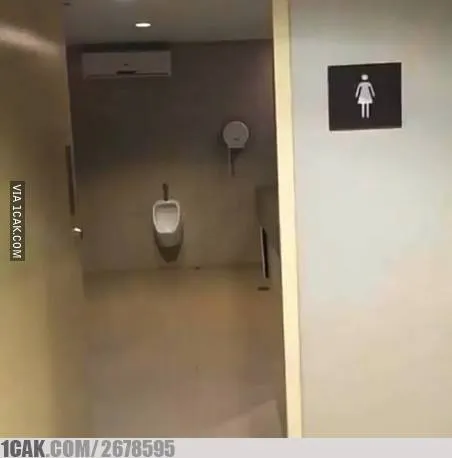11 Bentuk Toilet yang Bikin Orang Mau Buang Air Aja Pasti Nggak Bakalan Keluar. Auto Seret! 12