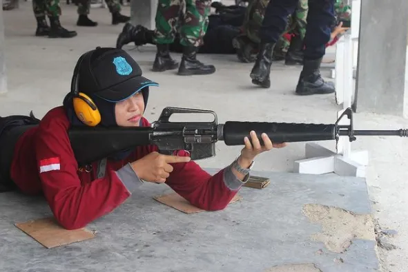 Jadi Ibu Sekaligus Penjaga Lapas Perempuan, Ini Kisah Unik dari Hidup Sebrina Caesari #InspiringMom 6