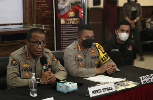 Buntut Aksi Pakai Bikini di Pinggir Jalan, Dinar Candy Diamankan Polisi. Terancam Pasal Berlapis 4