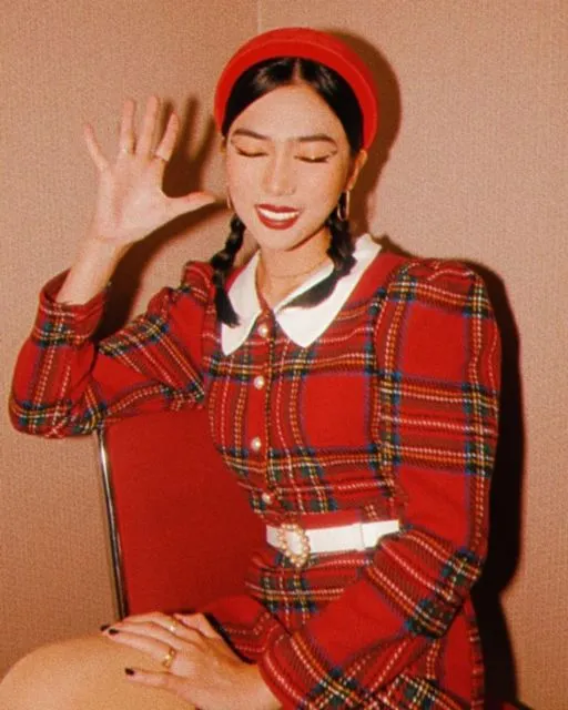 Meriahkan HUT RI Lewat 11 Outfit Nuansa Merah Putih ini yuk. Cantik dan Instagramable~ 13
