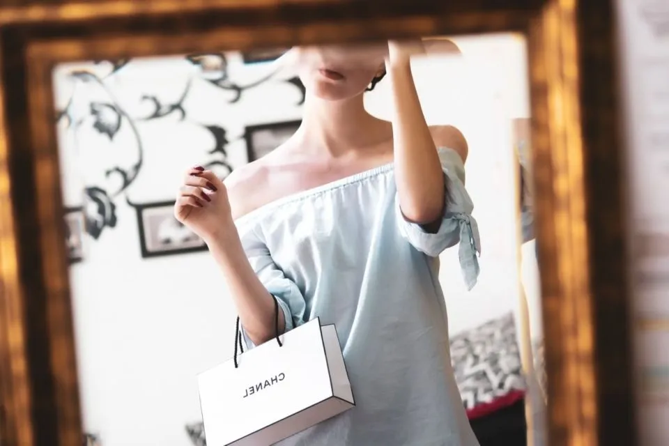 Lex Oppia, Undang-Undang Larangan Pakai Makeup dan Parfum Mahal Era Romawi Kuno 7