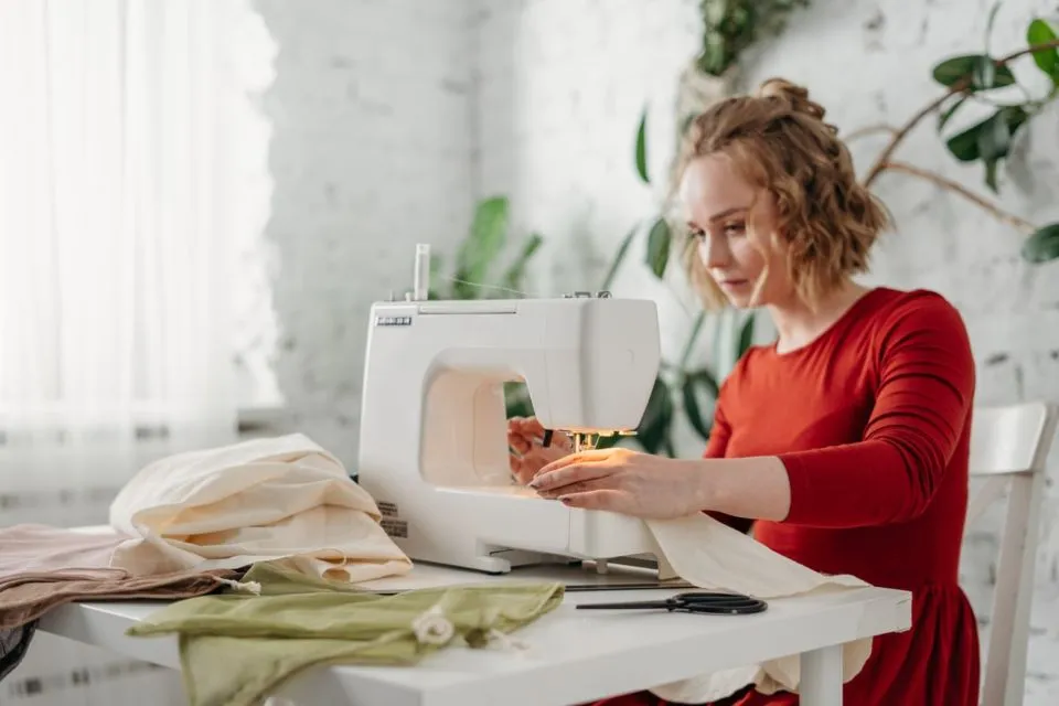 Mengenal Apa itu Sustainable Fashion. Yuk Lebih Ramah Lingkungan untuk Hidup Berkelanjutan! 6