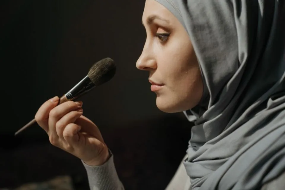 Dear si Pipi Chubby, Hindari 5 Teknik Aplikasi Makeup ini ya! Biar Gemasmu Tetap Maksimal~ 9
