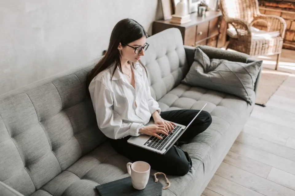 Contoh Body Email Lamaran Kerja Singkat yang Baik & Benar 10 Contoh body email lamaran kerja fresh graduate