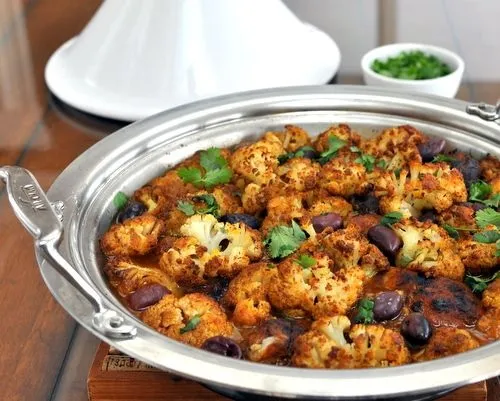 7 Menu Makanan yang Wajib Ada di Pesta Nikah Berbagai Negara. Unik dan Sarat Makna! 11