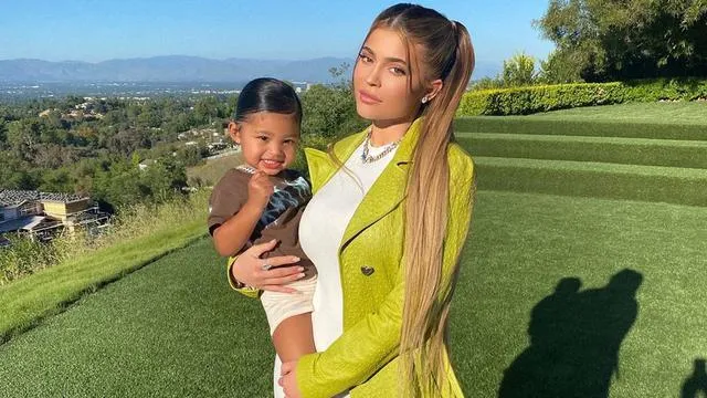 Mulai dari Kris Jenner Hingga Kylie Jenner, Ini Gaya Asuh Keluarga