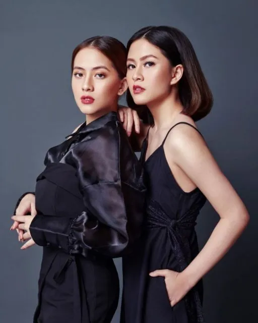 11 Artis yang Lebih Populer dari sang Kakak Meski Sama-Sama di Dunia Hiburan 13
