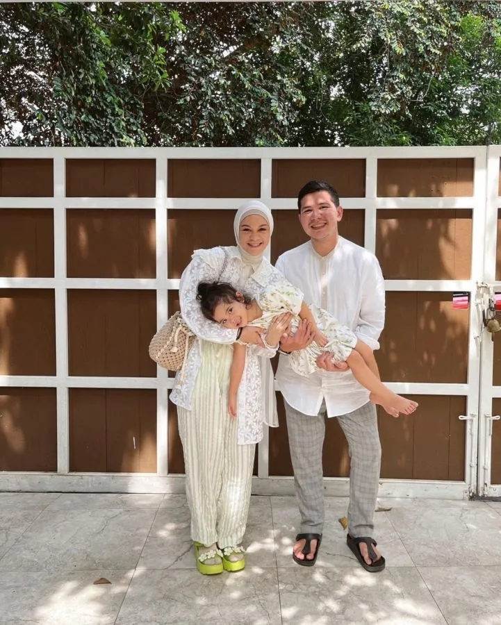 9 Artis yang Pernah Divonis Sulit Punya Anak tapi Akhirnya Hamil 18