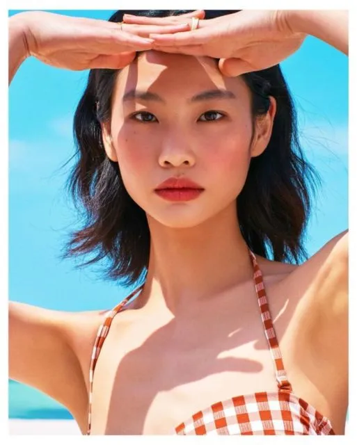 Rahasia Cantik ala Jung Ho Yeon, Aktris Squid Game yang Menyita Perhatian. Pakai Apa Aja sih? 12