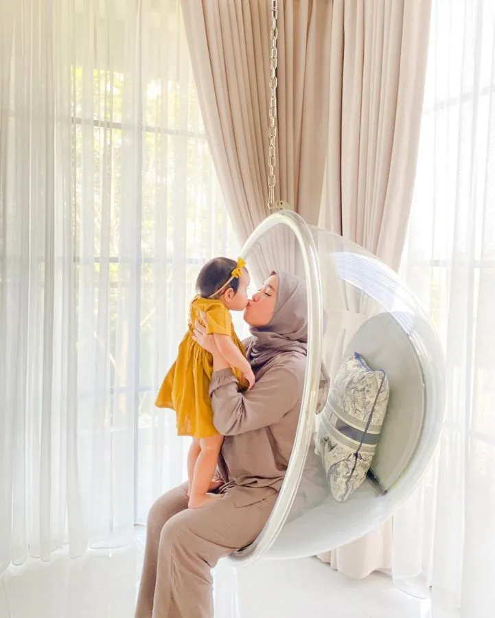 9 Artis yang Pernah Divonis Sulit Punya Anak tapi Akhirnya Hamil 12