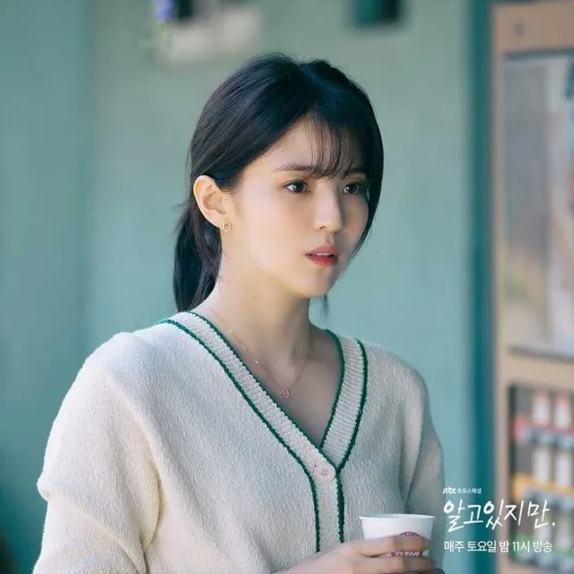 5 Model Rambut Pemeran Cewek Paling Ikonik di Drama Korea. Yang Mana Favoritmu? 10