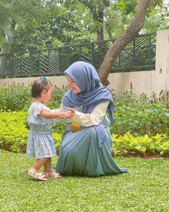 9 Artis yang Pernah Divonis Sulit Punya Anak tapi Akhirnya Hamil 10