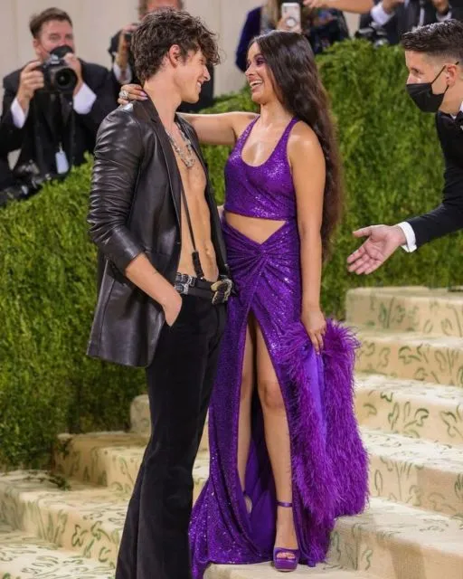 Umbar Kemesraan di Met Gala 2021, ini Potret Pasangan Artis Hollywood Favorit Warganet 10
