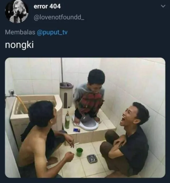 11 Bukti Bahwa Kamar Mandi Merupakan Tempat Paling Serbaguna. Dipakai Ngapain Aja Bisa! 13
