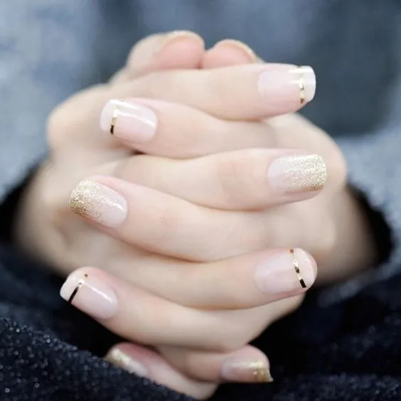 10 Ide Nail Art Wedding yang Simpel dan Elegan 17