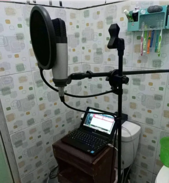 11 Bukti Bahwa Kamar Mandi Merupakan Tempat Paling Serbaguna. Dipakai Ngapain Aja Bisa! 15