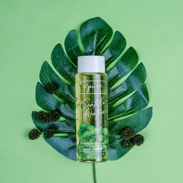 6 Rekomendasi Skincare Lokal Berbahan Centella Asiatica. Bikin Kalem Kulit Sensitif & Berjerawat! 7