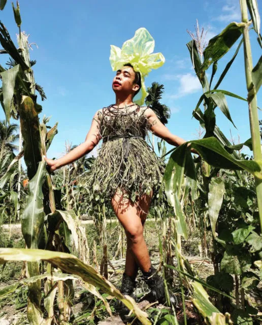 5 Alasan Kenapa Mimi Peri Layak Tampil di Ajang Met Gala. Tahun Depan Pasti Bisa! 6