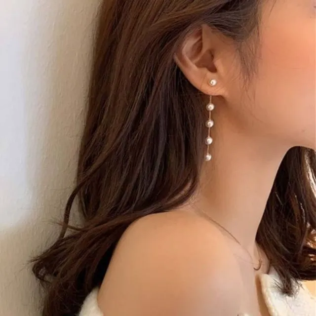 12 Model Anting Mutiara yang Bikin Manten Makin Glowing. Cocok di Segala Tema Pernikahan! 16