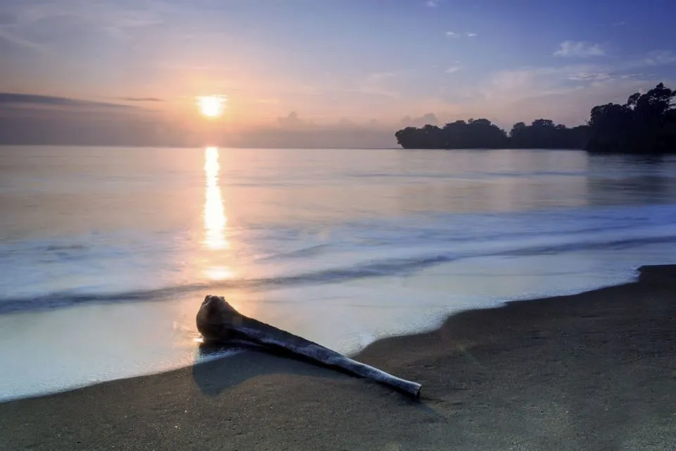 6 Tempat Wisata Alam di Pangandaran yang Menarik & Indah 6