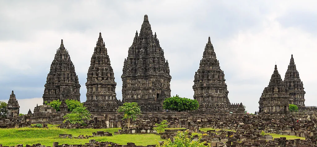 Kumpulan Tempat Wisata Candi di Jogja, Alternatif Wisata yang Murah nan Indah 9