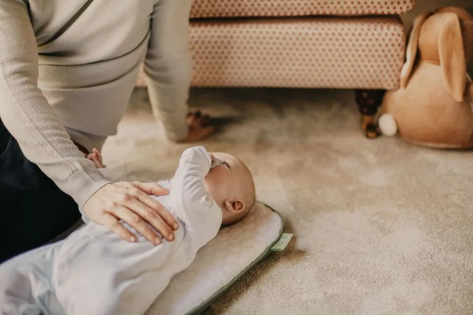 Meski Menyejukkan, Ternyata Ini 5 Aturan Penggunaan Kipas Angin pada Bayi! 7