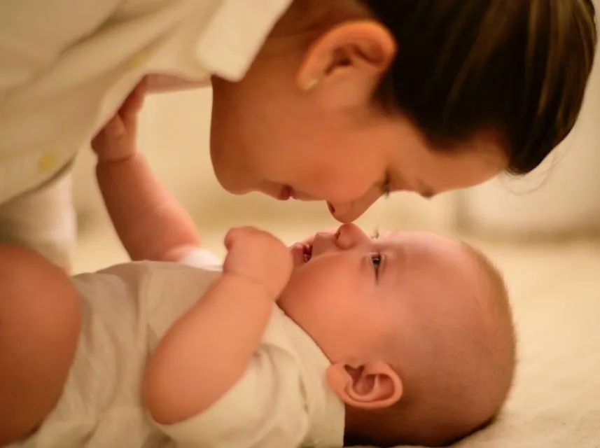 6 Rahasia Mengatasi Bayi yang Cegukan. Ini Bukan Bahaya, tapi Perlu Kewaspadaan! 9
