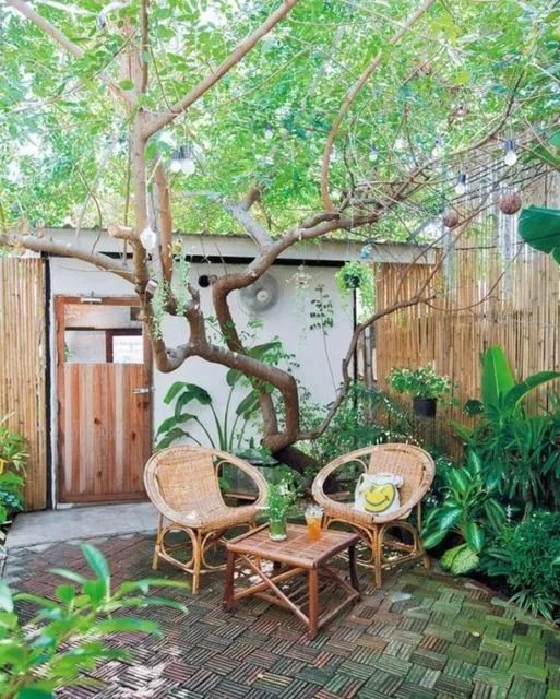 11 Inspirasi Desain Taman Belakang Rumah Minimalis 21