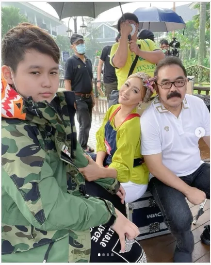 Menjalani Program Bayi Tabung, Kisah 6 Seleb Ini Penuh Perjuangan! 7
