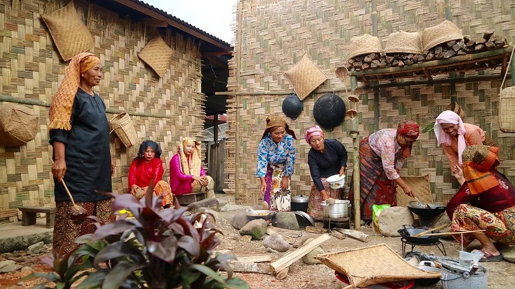 Penyebab Gosip Ibu-Ibu Pedesaan Cepat Menyebar. Intelejen Kalah Cepat! 7