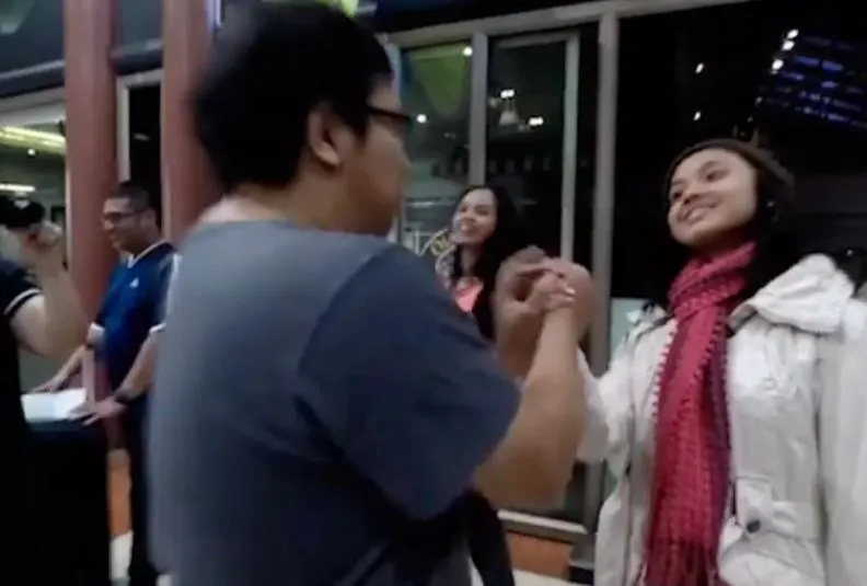 Foto 10 Figur Publik Bersama Artis Papan Atas Sebelum Mereka Ikut Tenar 16