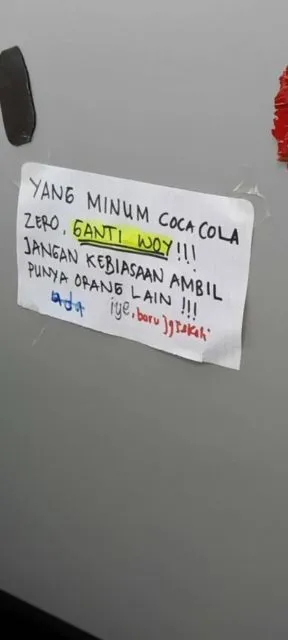 12 Pengalaman Warganet Kehilangan Makanan di Kulkas Kantor. Bukti Rekan Kerja Banyak yang Resek! 19