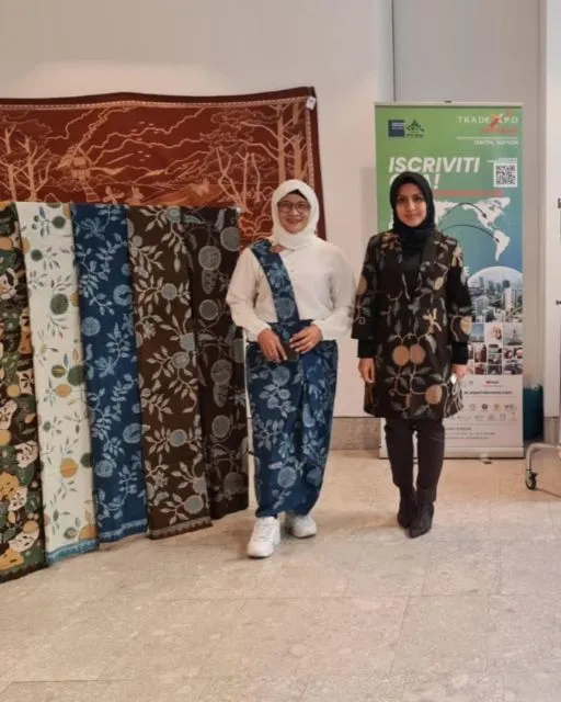 Mengenal Batik Durian Lubuklinggau yang Tampil di Milan Fashion Week 2021. Unik! 4