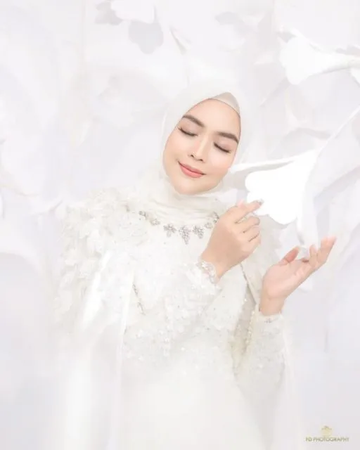 8 Foto dan Detail Pre-Wedding Ria Ricis-Teuku Ryan yang Manis Romantis Tanpa Bersentuhan 11